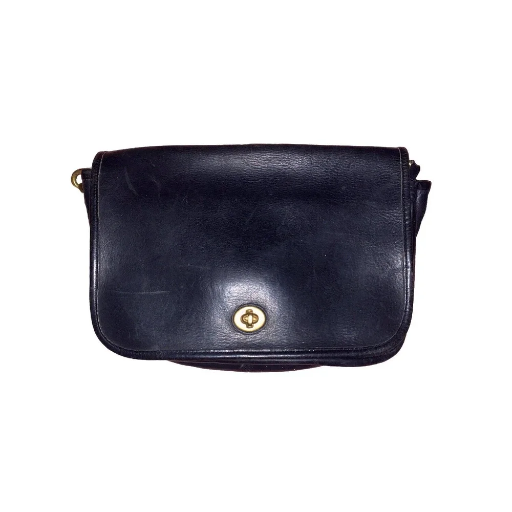 Vintage Coach Pocket Purse Leather Crossbody Bag Black Made in New York USA‎